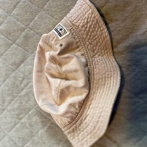 Converse bucket hat